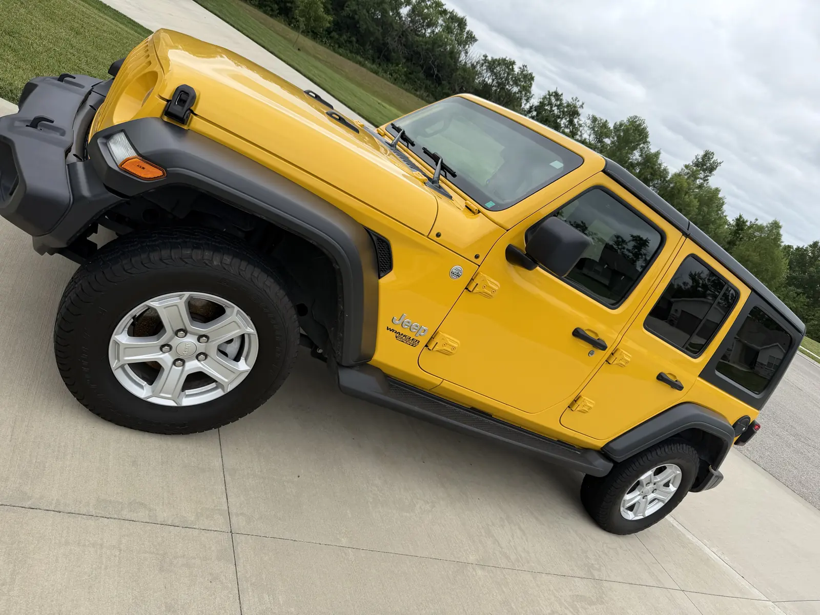 Yellow Jeep after an Aqulux detail